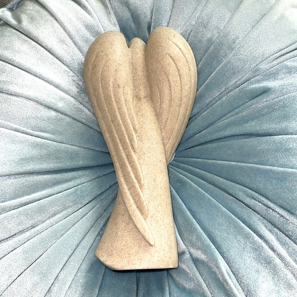 Desert Angel Figurine - Picture 4 of 5